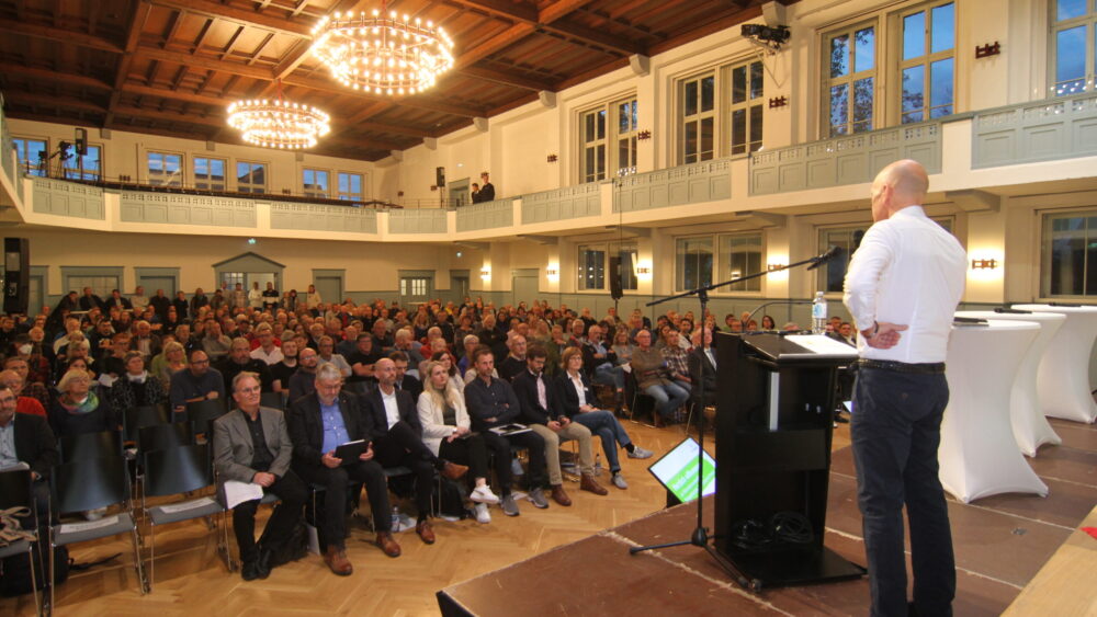 Rüdiger Straub bei der Informationsveranstaltung Bürgerentscheid Bad Urach